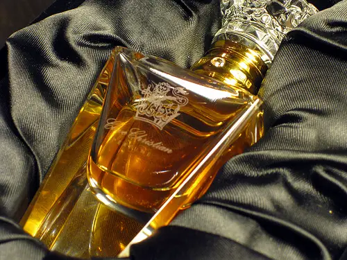 top-10-most-expensive-perfumes-in-the-world